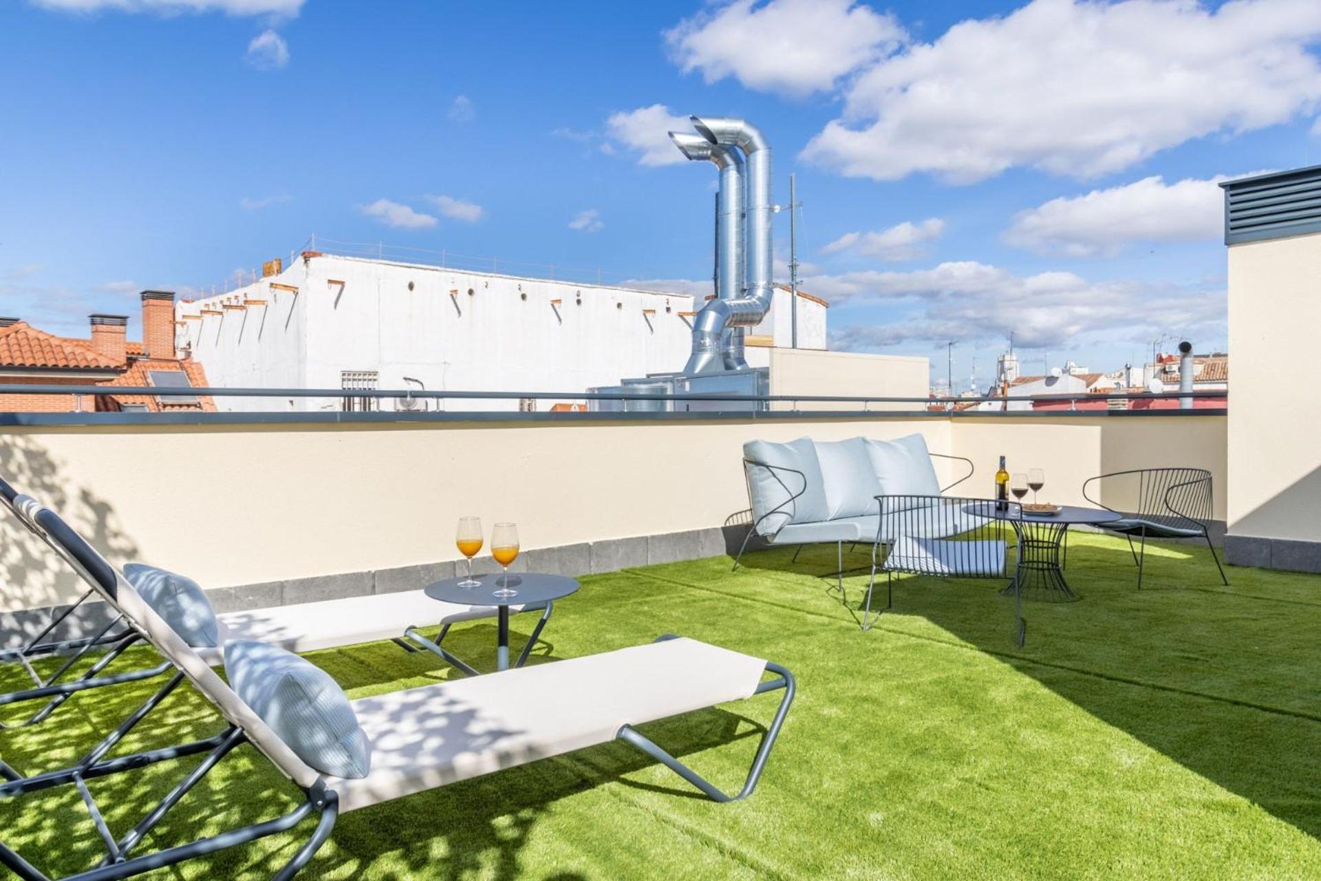 Escape In Trendy Triplex With Terrace In The Heart Of Toledo Atico Ii Apartamento Madrid
